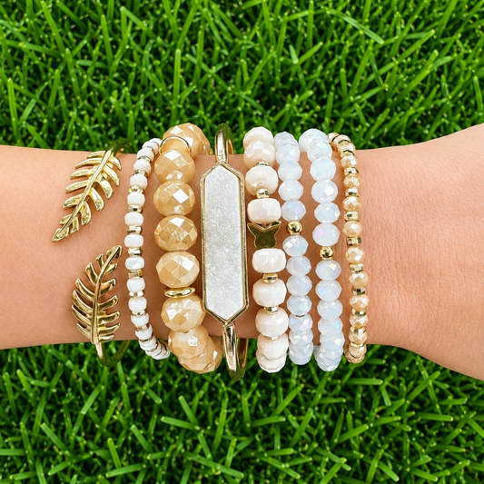 Pretty in Palms Cuff | Gold